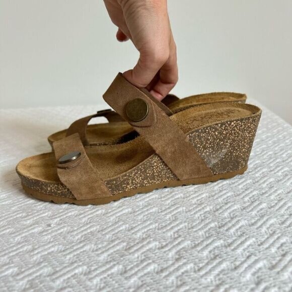 Brown Suede Women's Sandals - Picture 12 of 14